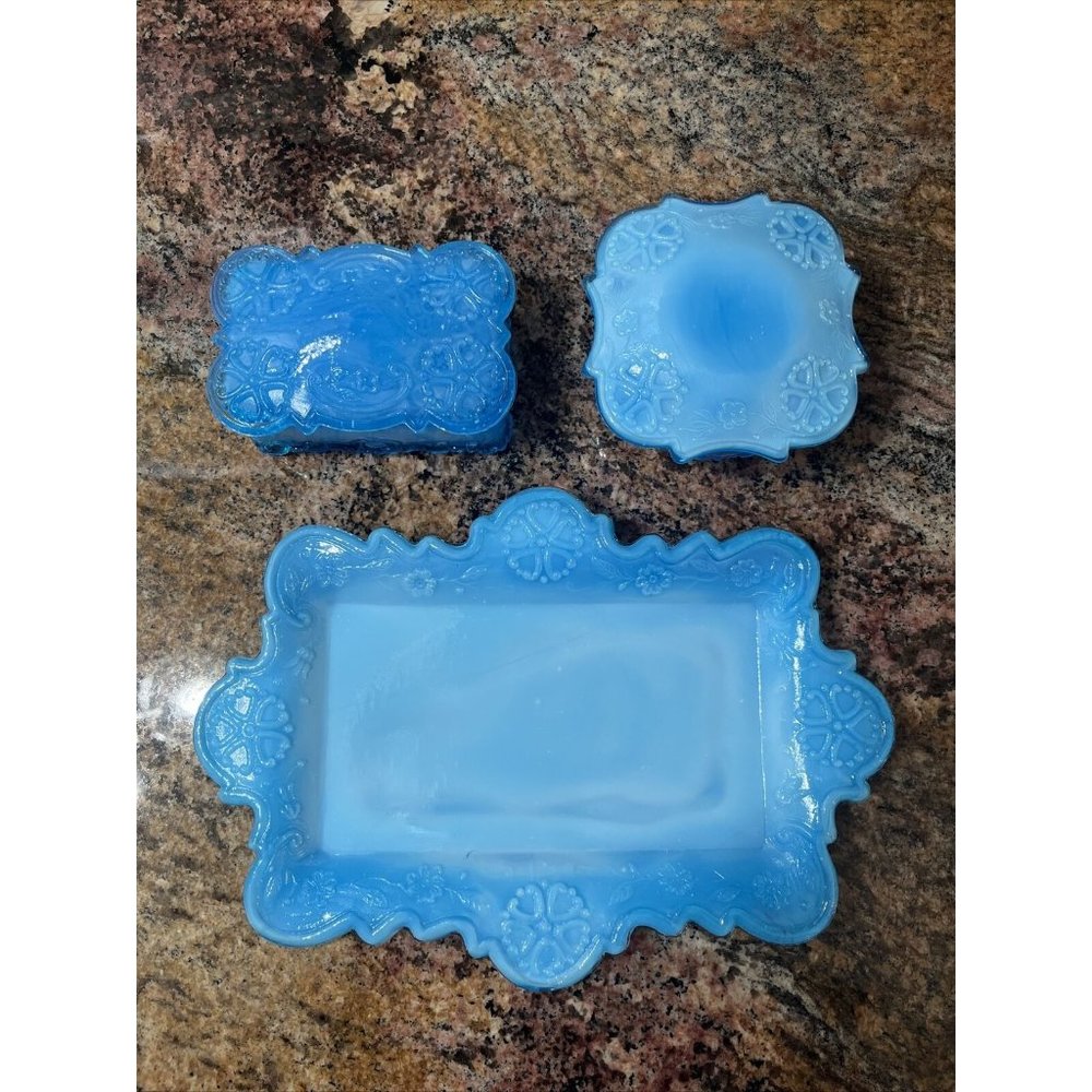 Vintage Blue Opaque Milk Glass Dresser Vanity Tray Set - 5 Hearts Patern